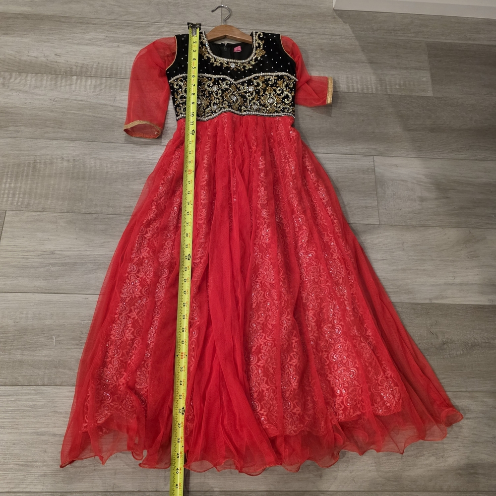 Indian/Pakistani Elegant Red and Black Embellished Dress - Picture 6 of 7